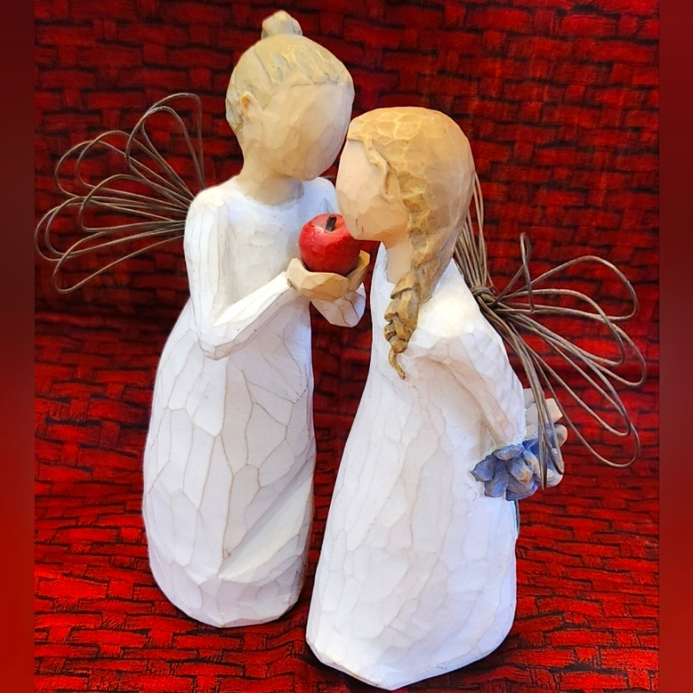 Willow Tree Figurines By Susan Lordi 2010 You're the Best & 2002 Thank You
